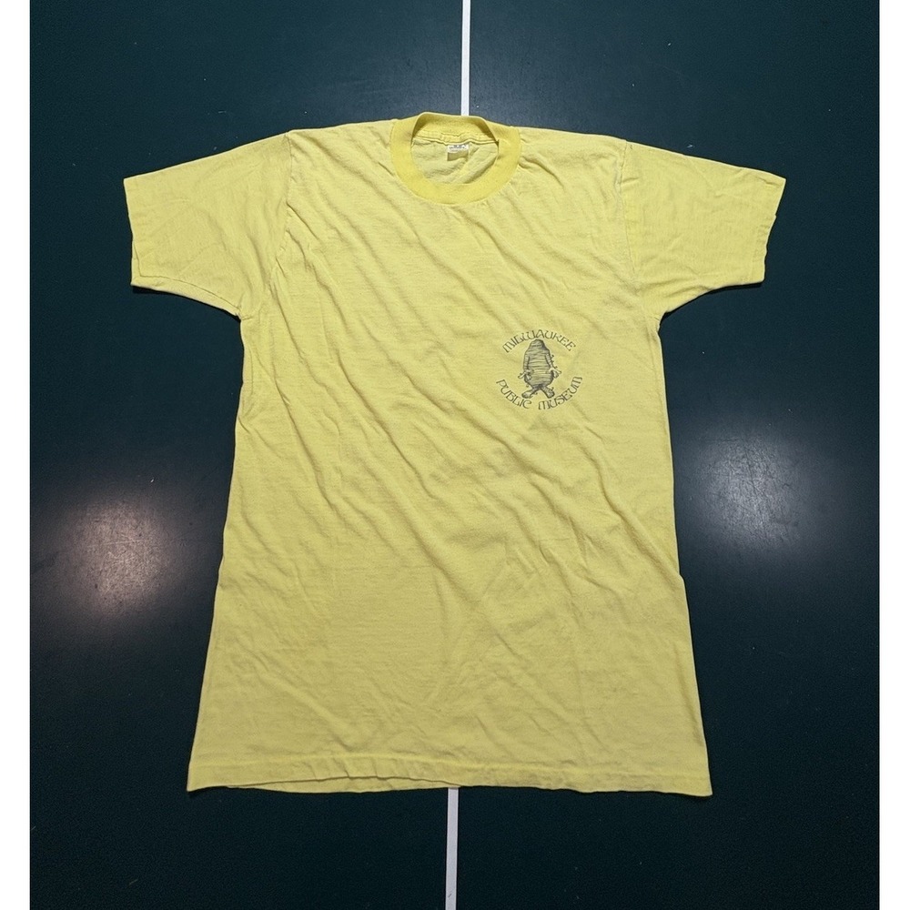 Vtg 1970s‎ Milwaukee Public Museum T-Shirt Large Yellow Single Stitch Paper Thin